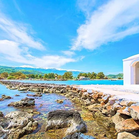 Villa Orientem Heated Pool